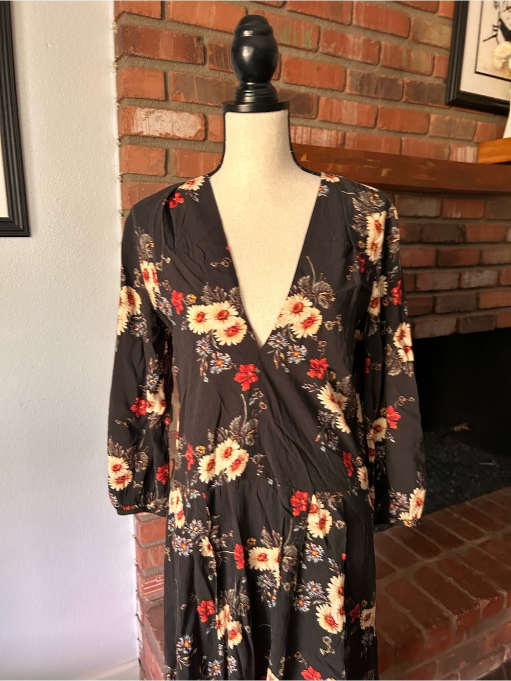 Anthropologie The Odells Daisy Floral Midi Dress Sz S - Picture 2 of 8